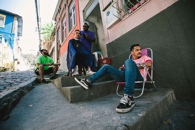 Marcelo D2 recebe movimento Hip Hop para bate-papo na Galeria dos Remédios  