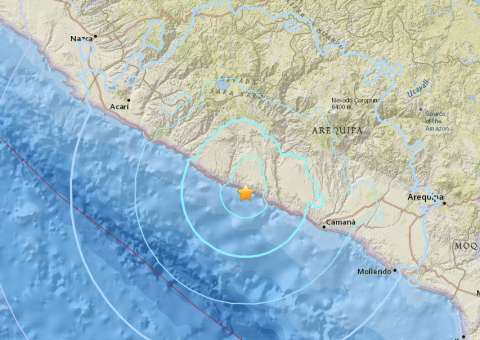 Terremoto submarino causa deslizamentos e uma pessoa morre no Peru