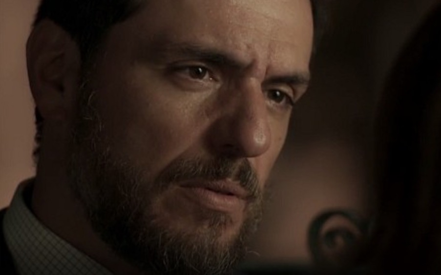 ‘A Força do Querer’: Caio descobre crime de Bibi e ameaça prendê-la