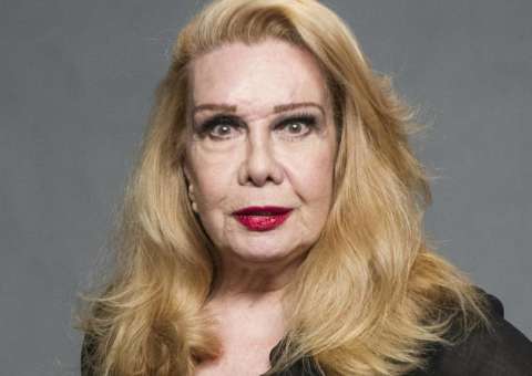 Rogéria volta a ser internada em hospital 