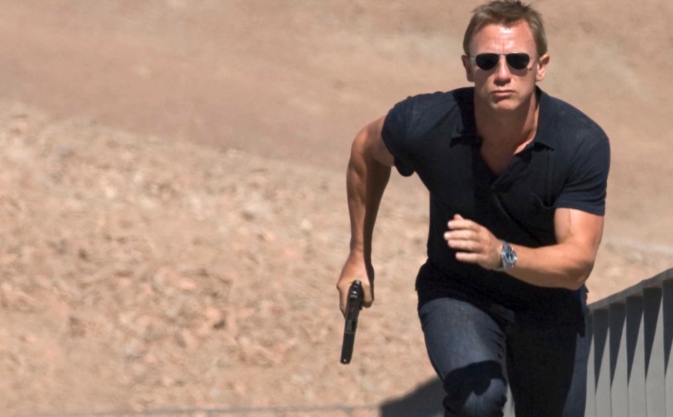 Daniel Craig volta atrás e confirma que será James Bond mais uma vez