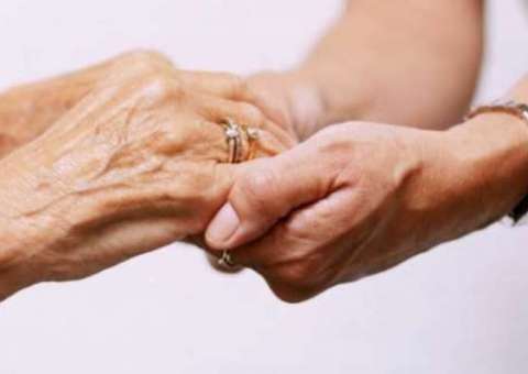 Inscrições para curso de cuidador de idosos terminam em poucos minutos em Manaus 