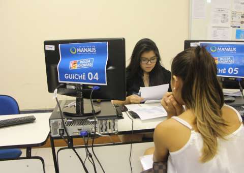 Inscrições para o Bolsa Idiomas encerram neste domingo
