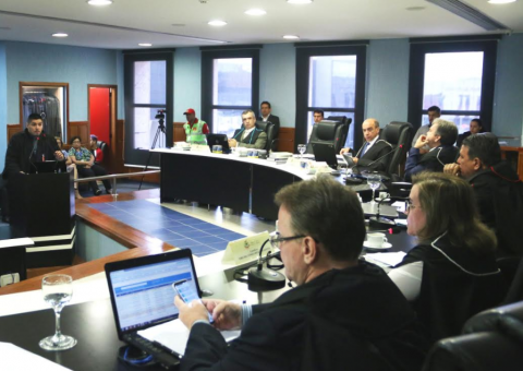 Ex-prefeito de Manacapuru é condenado a devolver mais de R$ 15 milhões aos cofres públicos