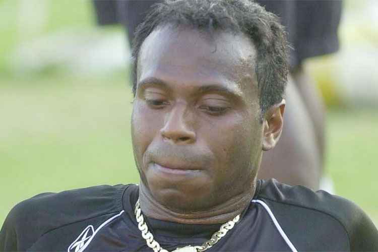 Após ser preso por não pagar pensão, Edilson Capetinha tem bens bloqueados por dívidas trabalhistas