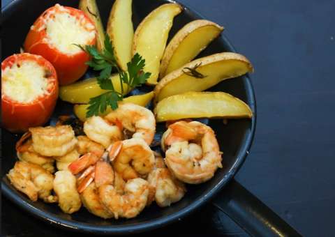 Receitas e música de Vinicius de Moraes em jantar especial na Casa do Axerito 