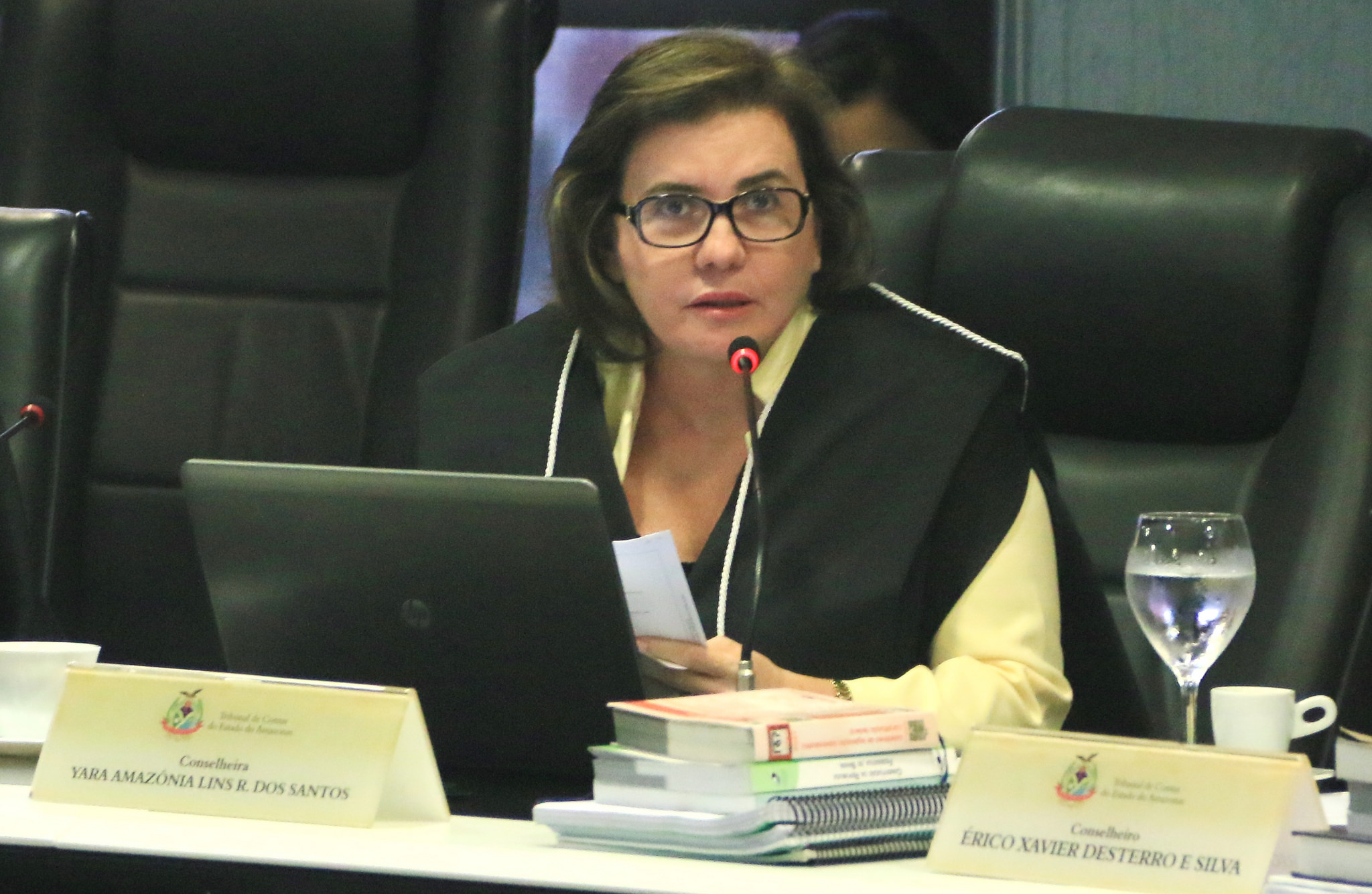  TCE investiga contrato milionário para cirurgias da Susam