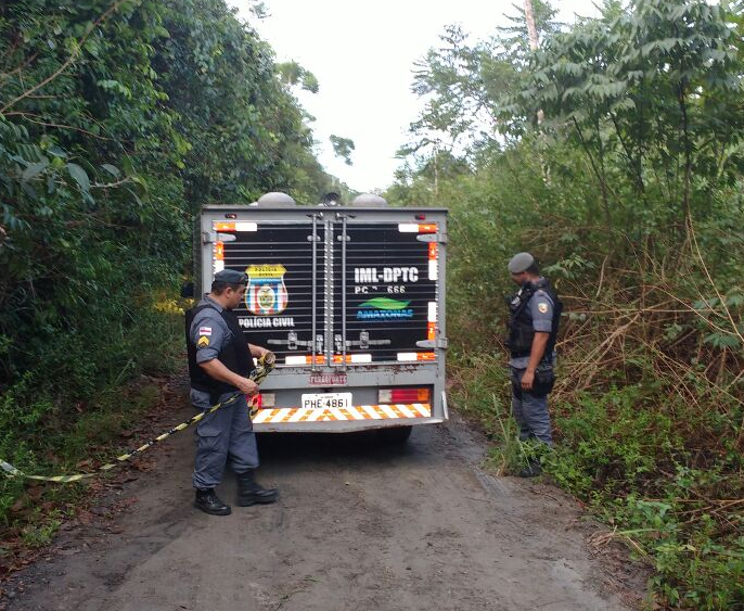 Degolado, corpo de homem é encontrado com mãos e pés amarrados em Manaus