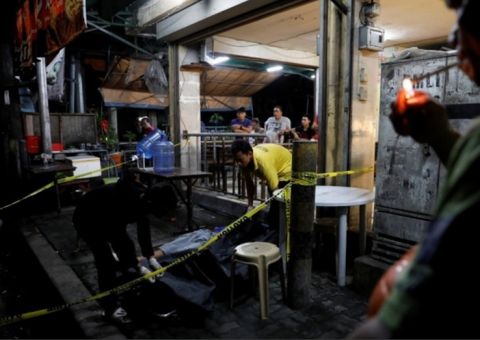 Guerra às drogas e ao crime deixa dezenas de mortos em três dias nas Filipinas