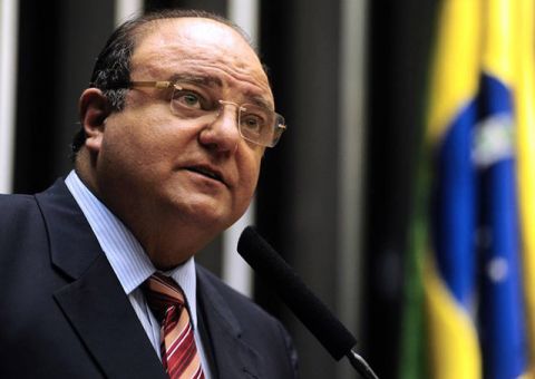 PF cumpre duas fases da Lava-Jato ao mesmo tempo e prende ex-deputado Cândido Vaccarezza