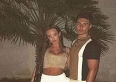 Foto de casal espanta internautas e causa mistério na web 