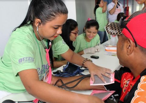 Evento gratuito oferece emissão de documentos e atendimento médico em Manaus neste sábado