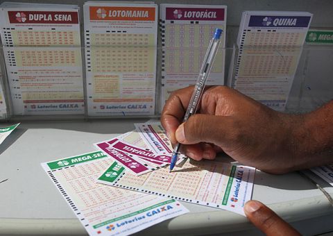 Mega-Sena acumulada pode pagar R$ 26 milhões neste sábado