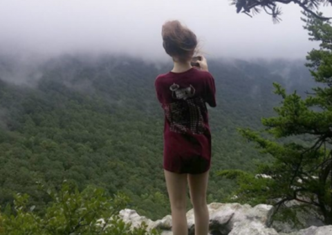 Inconformado com fim de namoro, jovem planeja morte cruel para ex e publica fotos na internet