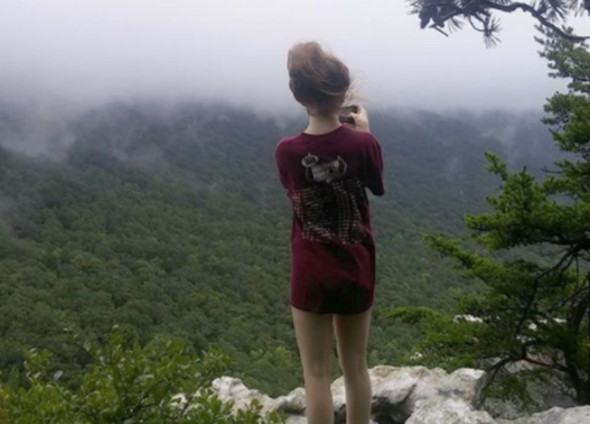 Inconformado com fim de namoro, jovem planeja morte cruel para ex e publica fotos na internet