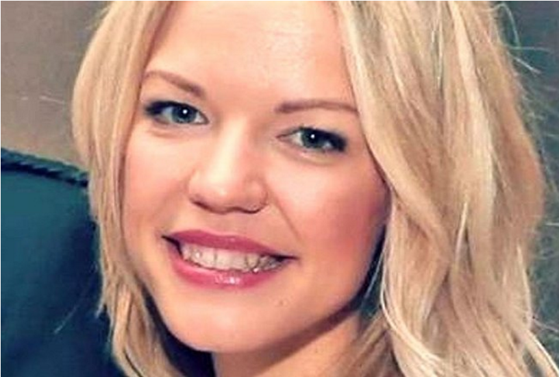 Professora é flagrada em hotel com aluno que divulga fotos sensuais 