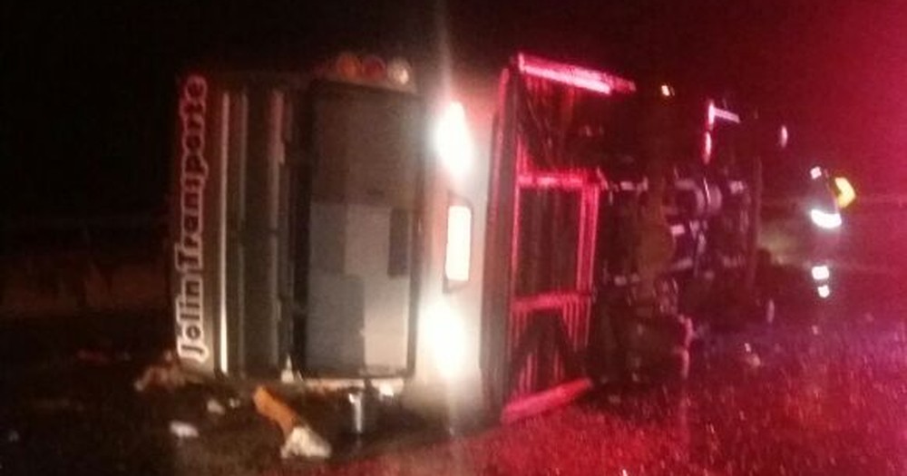 Quatro pessoas da mesma família morrem em acidente na estrada 