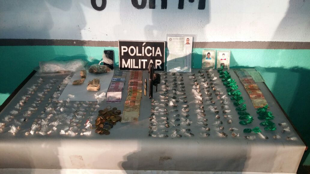 Dupla é presa com drogas e arma no Amazonas 