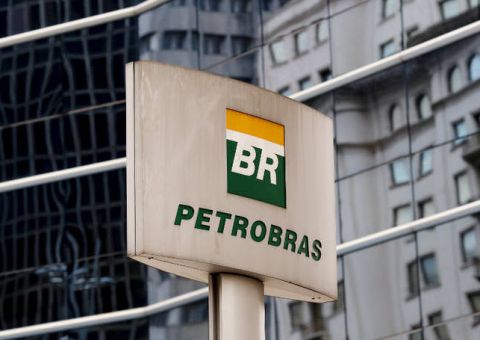 Petrobras eleva preços de diesel e gasolina nas refinarias a partir desta terça-feira