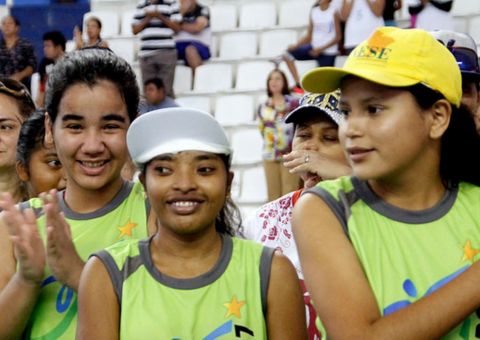 Alunos da Educação Especial participam da abertura do JAAVAS em Manaus 