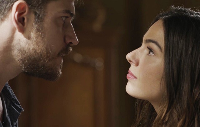 ‘A Força do Querer’: Ritinha decide abandonar Ruy para fugir com Zeca