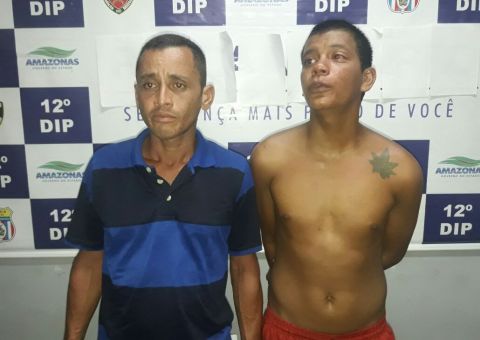 Armada com faca, dupla é presa suspeita de assaltar ônibus em avenida de Manaus