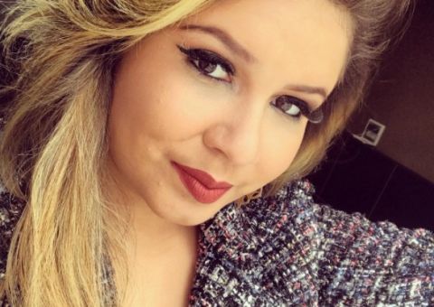 Marília Mendonça comemora solteirice após fim de noivado