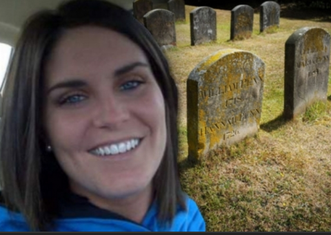 Professora é presa após fazer sexo com aluno no cemitério