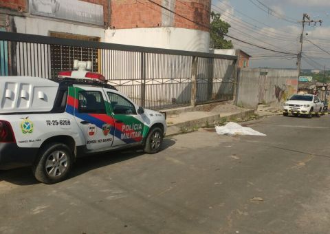 Em Manaus, homem é executado a tiros na frente da esposa