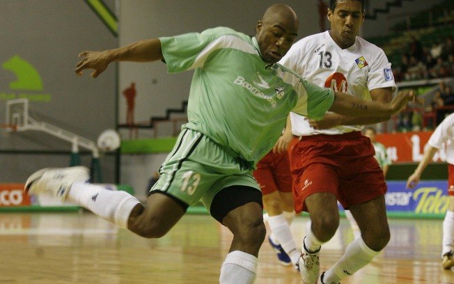 Jogador brasileiro morre a véspera de estrear em clube italiano