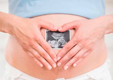 Vitamina presente em grãos, frutas e cereais pode ajudar a reduzir abortos espontâneos. Conheça 