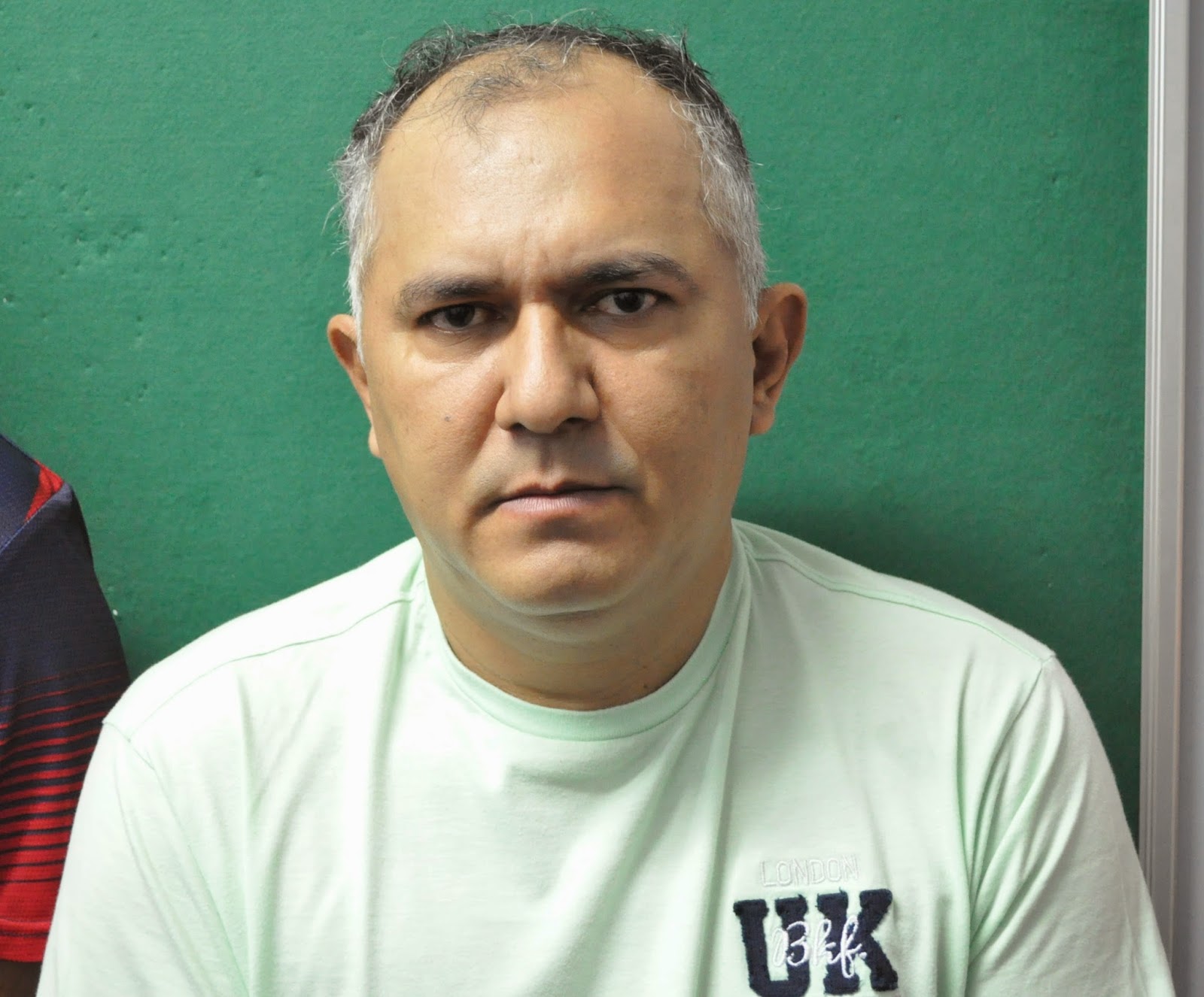 Mulher de empresário suspeito de participar da morte de delegado diz que marido está com cabeça a prêmio