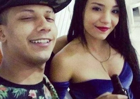 Jovem que matou ex e cunhado alega legítima defesa: 'Muito ciumenta’ 