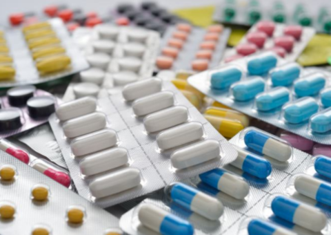 Lista de medicamentos do SUS inclui novos remédios para HIV e Alzheimer