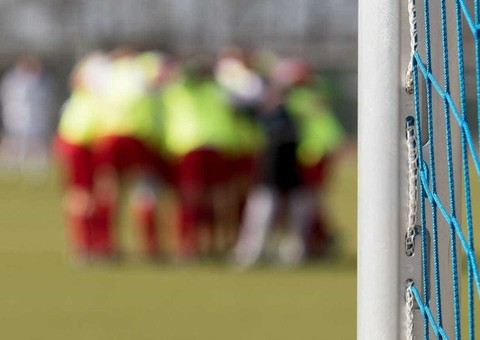 Treinador de futebol é preso suspeito de estuprar 18 crianças 