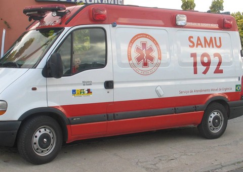 Em Manaus, dupla misteriosa invade bar e executa homem na frente de amigos