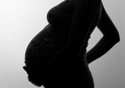 Adolescente grávida é encontrada morta com tiro na cabeça 