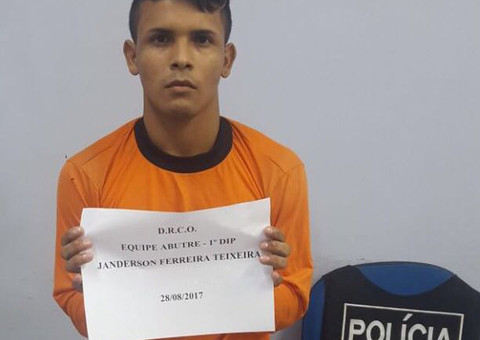 Jovem é preso acusado de usar a própria casa para vender drogas em Manaus