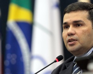 Fontes, uma grande baixa em um governo sem rumo