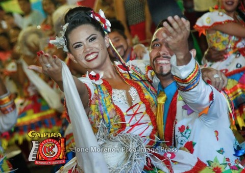 'Caipira na Roça’ é vencedora do Campeonato Brasileiro de Quadrilhas Juninas 2017