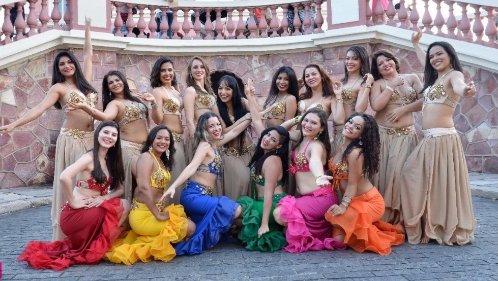 Dança do ventre dá o tom do espetáculo ‘Sublime' no Teatro Amazonas 
