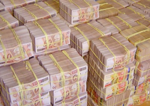 Com prêmio de R$ 44 milhões, Mega-Sena deve fazer novo milionário nesta quarta-feira