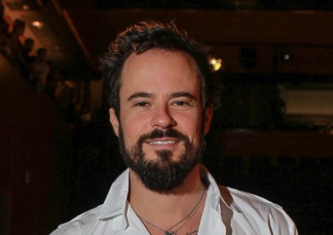 Paulo Vilhena fala sobre ‘climão’ após trocar de hotel onde estava Thaila Ayala