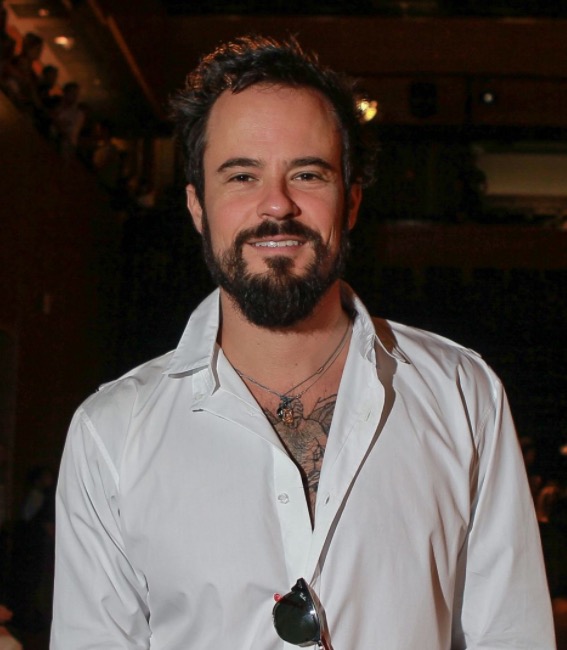 Paulo Vilhena fala sobre ‘climão’ após trocar de hotel onde estava Thaila Ayala