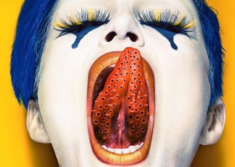 American Horror Story - Cult ganha novo banner bizarro