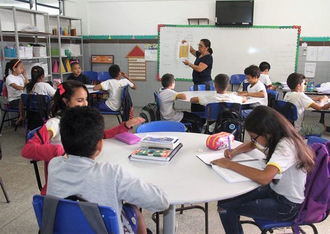 Aprendizado dos alunos melhora e abandono escolar diminui na rede municipal de Manaus