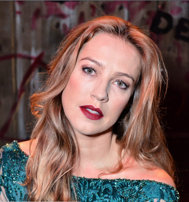 Luana Piovani faz festão para comemorar 41 anos: 'Só tenho a agradecer por tantas alegrias'