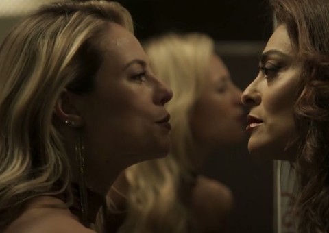 A Força do Querer: Jeiza e Bibi vão se enfrentar e trocar tiros