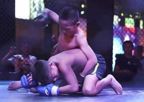 Academia de MMA será investigada por adotar crianças para obrigá-las a lutar