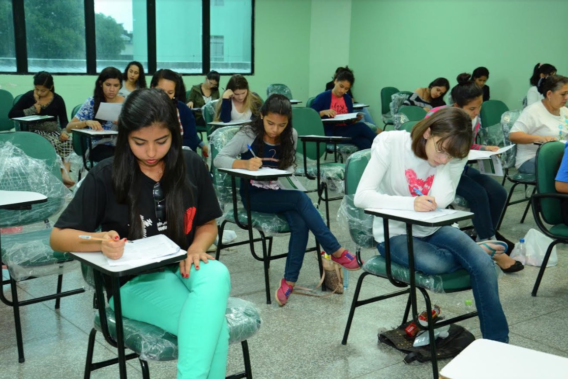 No Amazonas, prazo para inscrições e pagamento do Vestibular e SIS da UEA termina nesta sexta-feira 